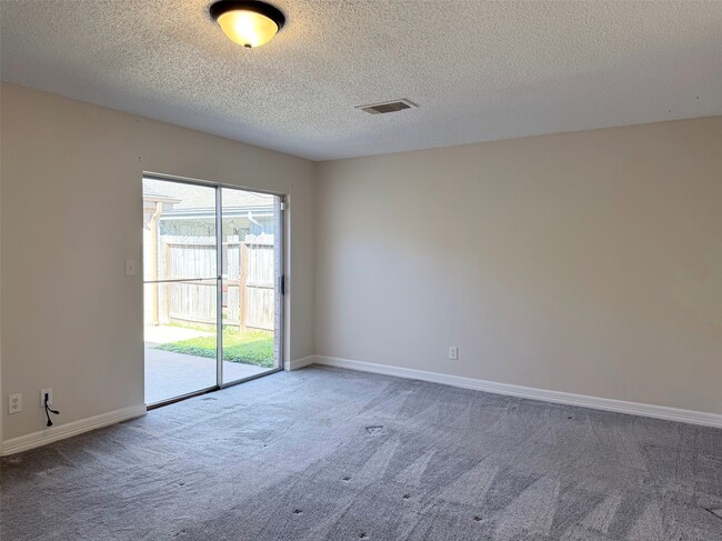 Building Photo - 2222 Sunset Trail