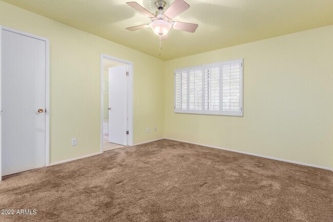 Building Photo - 1211 W Hayward Ave