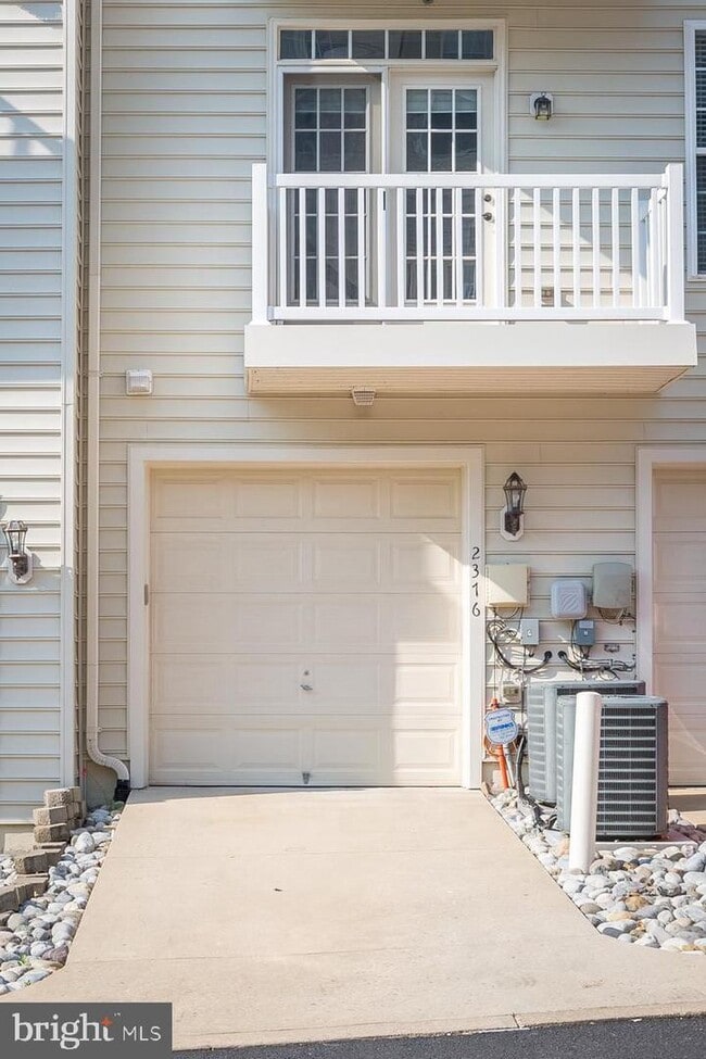 Building Photo - 2376 Merseyside Dr