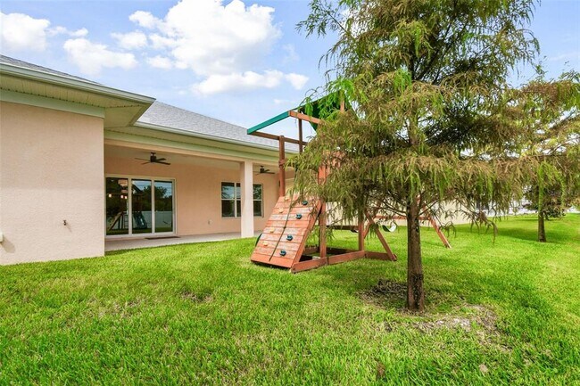 Building Photo - 2973 Breezy Meadows Dr
