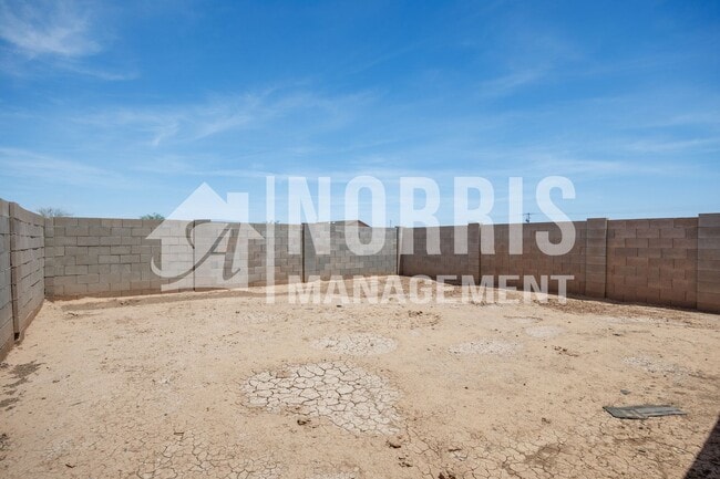 Building Photo - Perfect Duplex in Arizona City