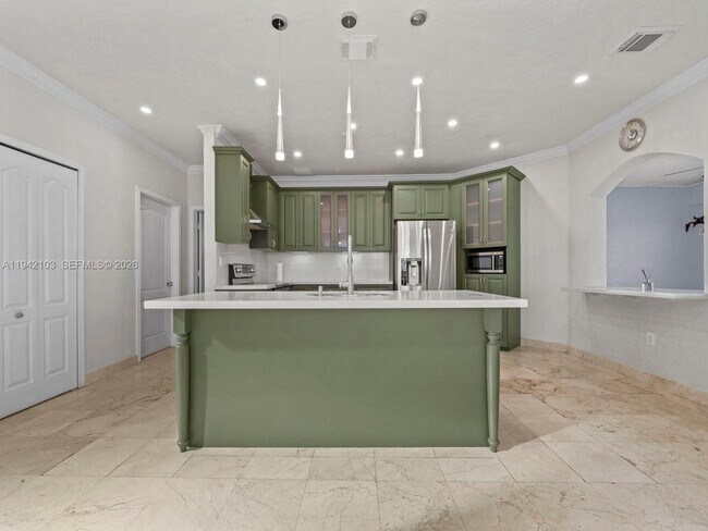 Building Photo - 16421 SW 64th Ter