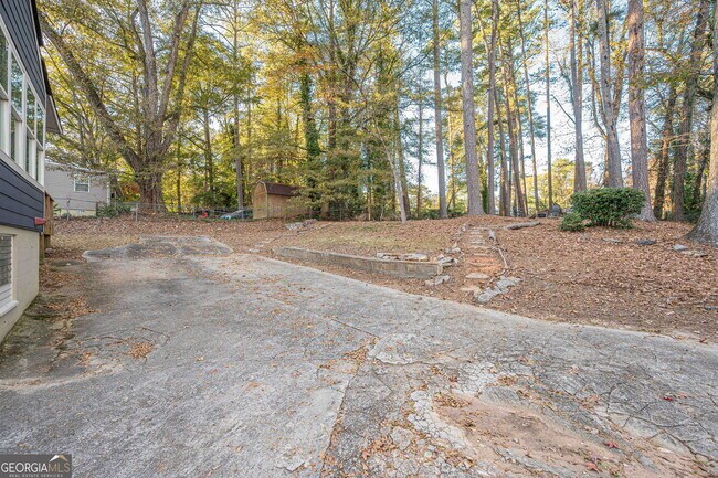 Building Photo - 1953 Beecher Rd SW