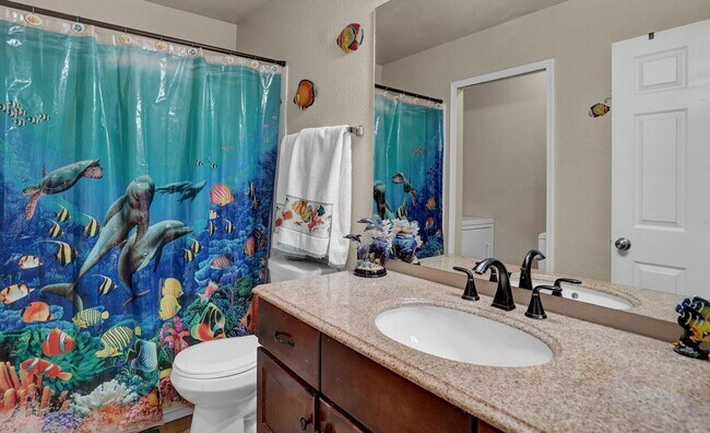 Building Photo - 3 Bed 3 Bath House with Solar for Rent Nea...