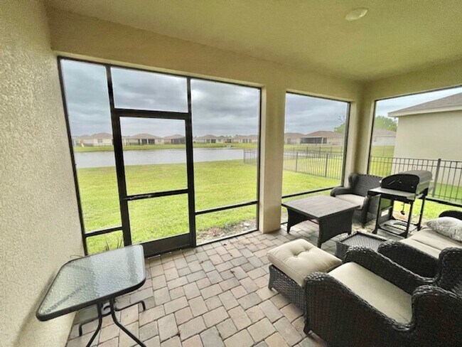 Building Photo - Sanford - 2 Bedroom, 2 Bathroom - $2,495.00