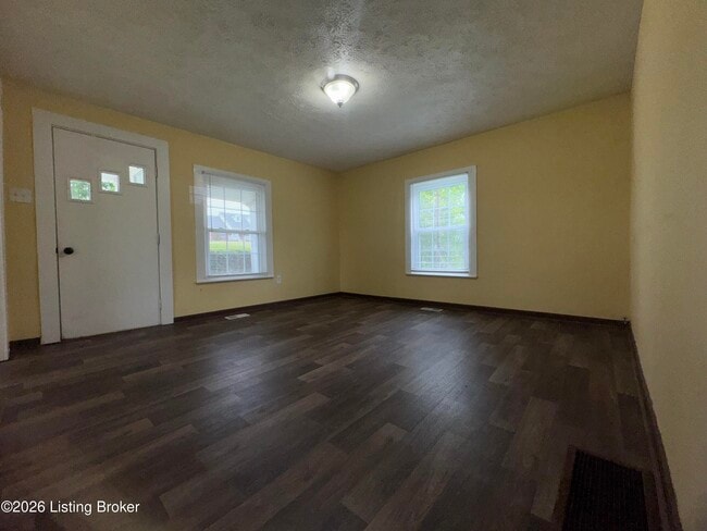 Building Photo - 751 Van Buren Rd