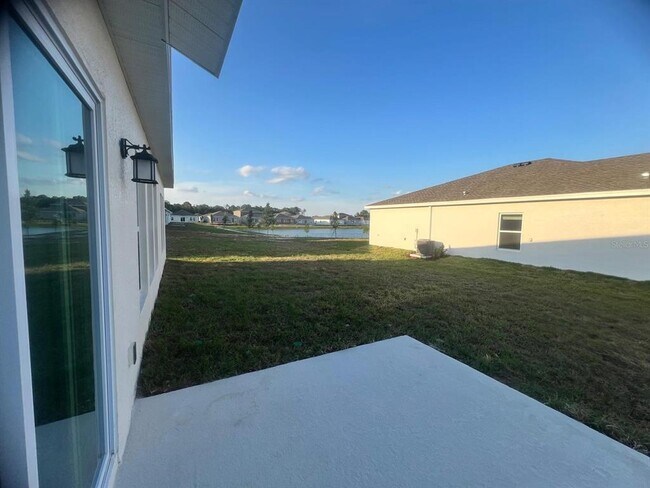 Building Photo - 4964 Worchester Dr