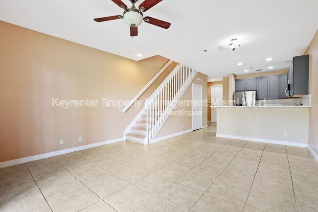 Building Photo - 4649 SW 75th Way