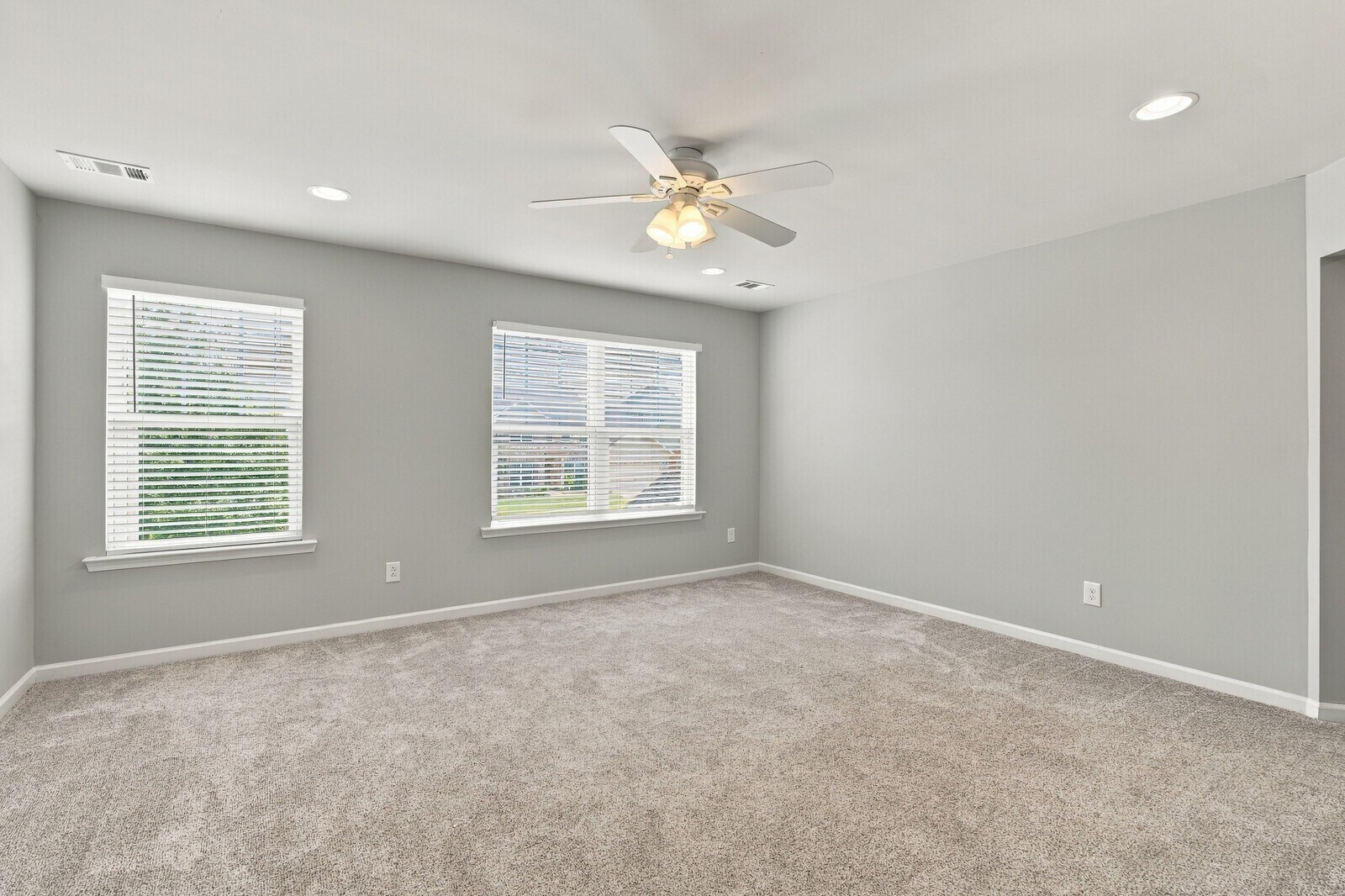 Building Photo - 132 Slaters Dr