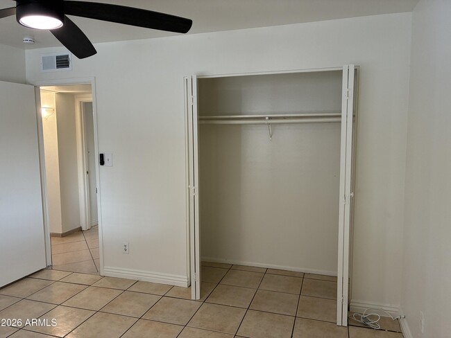 Building Photo - 8819 W Roma Ave