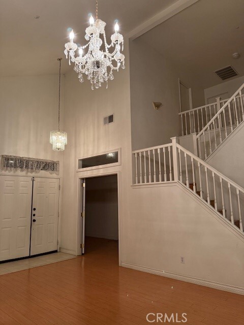 Building Photo - 11347 Elwood Ave