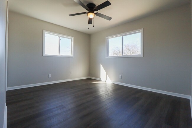 Building Photo - Beautifully Updated 3-Bedroom Home – Move-...