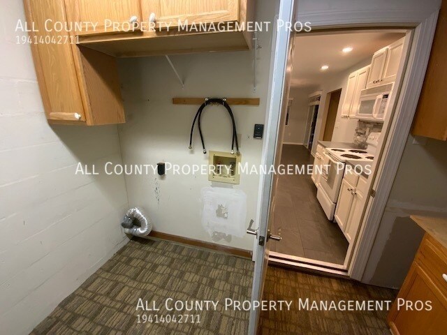 Building Photo - 5518 Shady Brook Trail