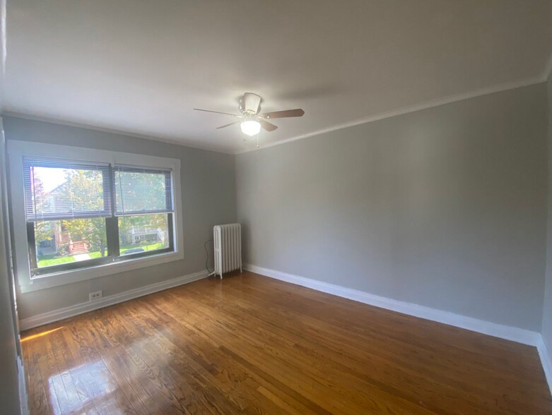 Building Photo - 4210 N Kilpatrick Ave