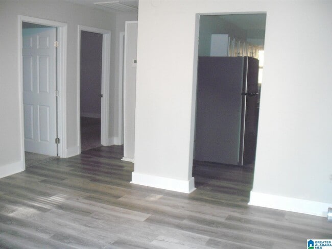 Building Photo - 5017 9th Ct N