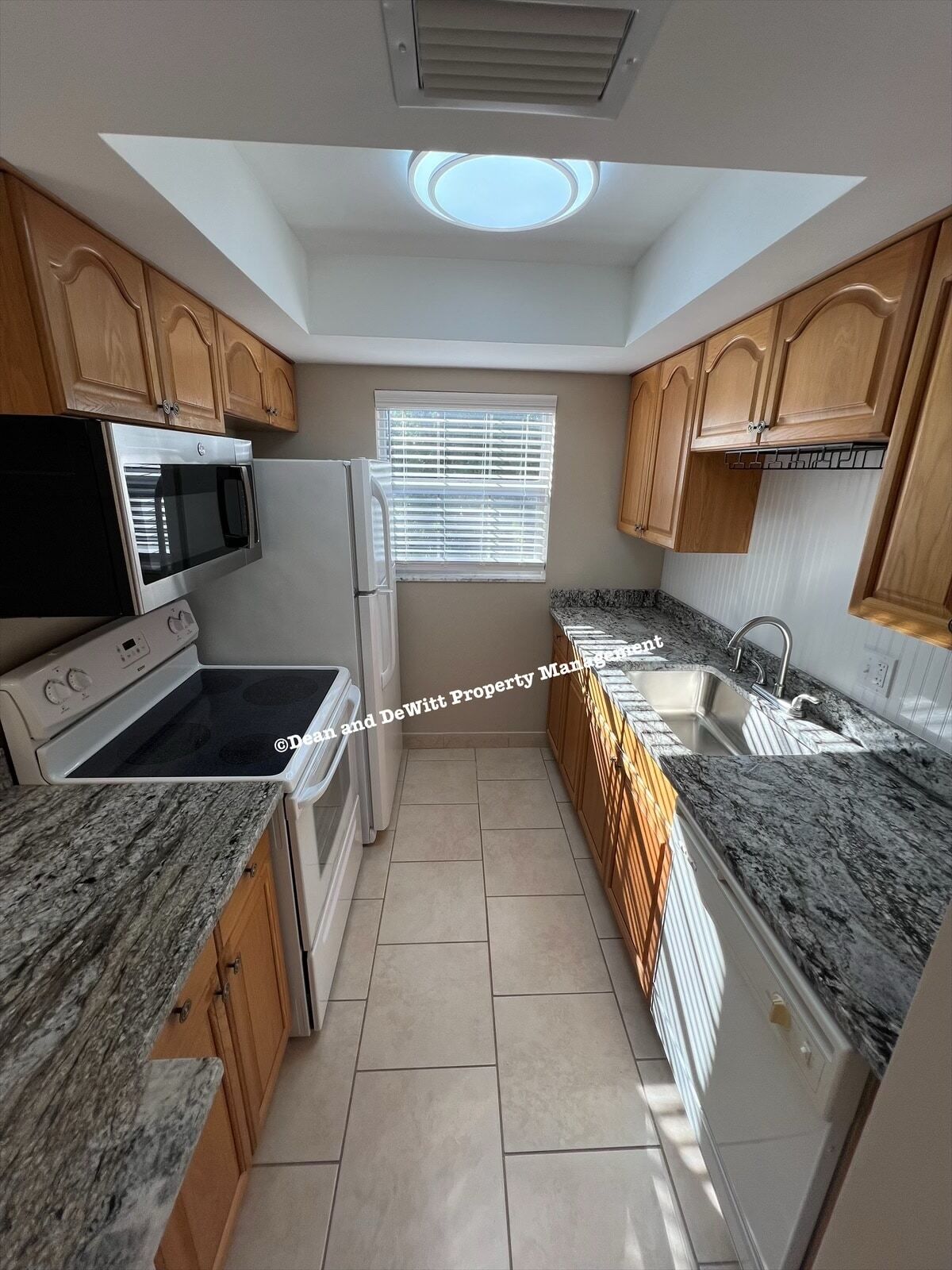 Building Photo - 1 Bed/1 Bath - Unit 212