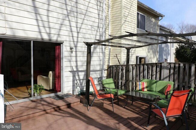 Building Photo - 5422 Crows Nest Ct
