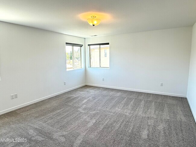 Building Photo - 556 Vaquero Ct