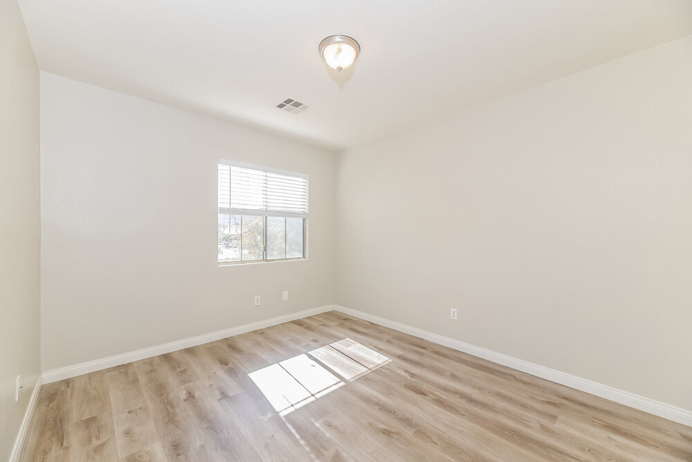 Building Photo - 328 Sweet Sugar Pine Dr