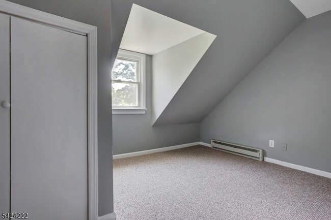 Building Photo - 85 Hollywood Ave