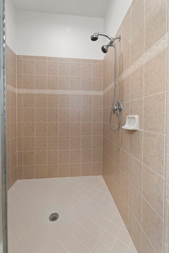 Building Photo - 9588 SW Flowermound Cir