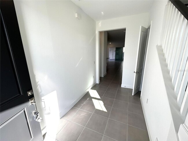 Building Photo - 15125 Blue Peacock Ln