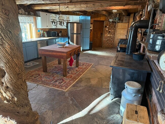 Building Photo - 43393 Co Rd M