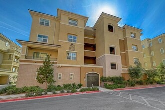 Building Photo - 9129 Las Manaitas Ave