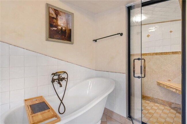 Building Photo - 287 Gibbs Ave