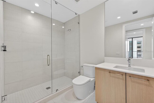 Building Photo - 275 1st Ave S