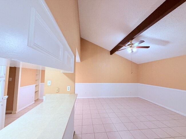 Building Photo - 6503 Columbia Oaks Ct