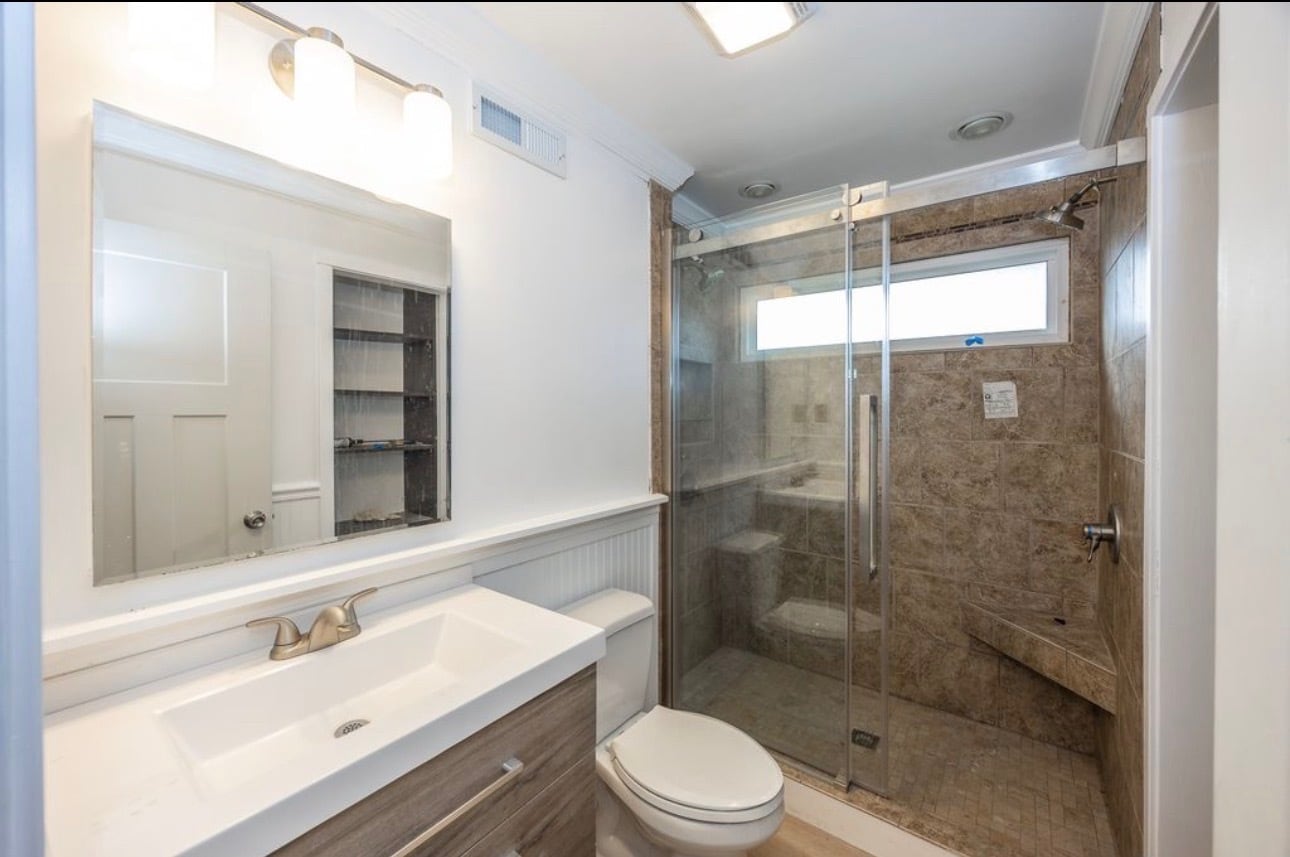 Building Photo - 2006 Randall Rd