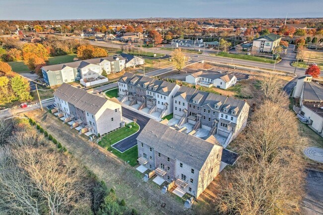 Building Photo - 210 Charlotte Everly Cir