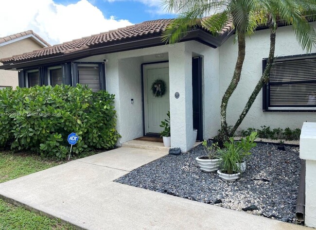 Building Photo - 5379 NW 60th Dr