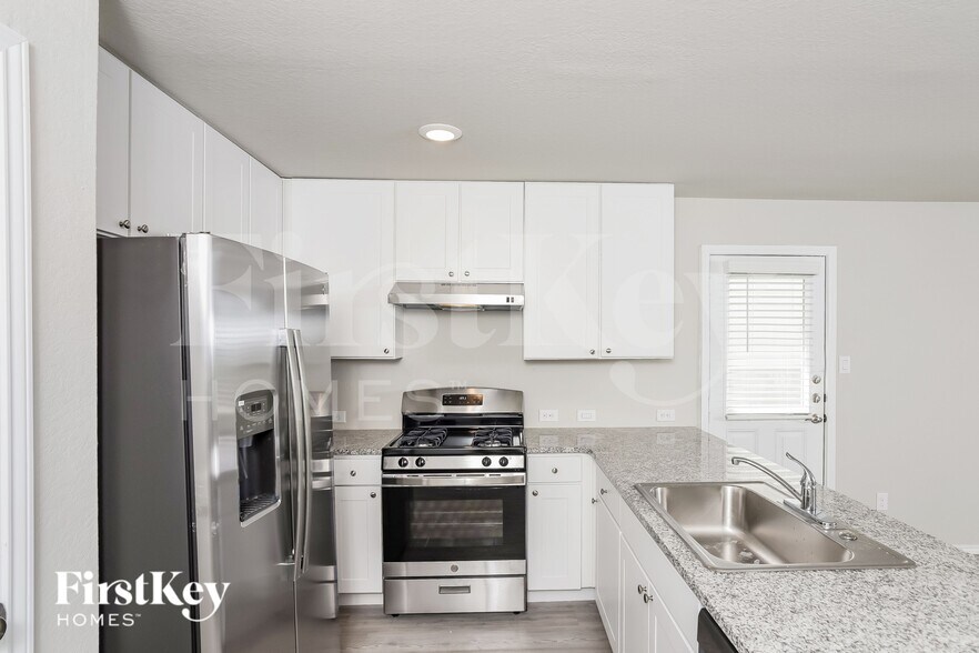 Building Photo - 6436 Pickaxe Way