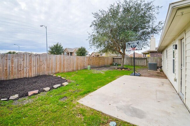 Building Photo - 21523 Ivory Gate Ln