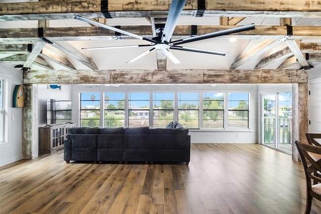 Building Photo - 3179 Sea Grape Dr