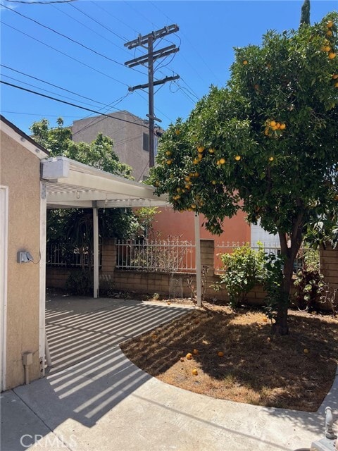 Building Photo - 1324 Carlton Dr
