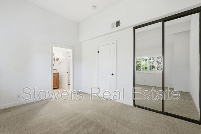 Building Photo - 500 Churchill Downs Ct