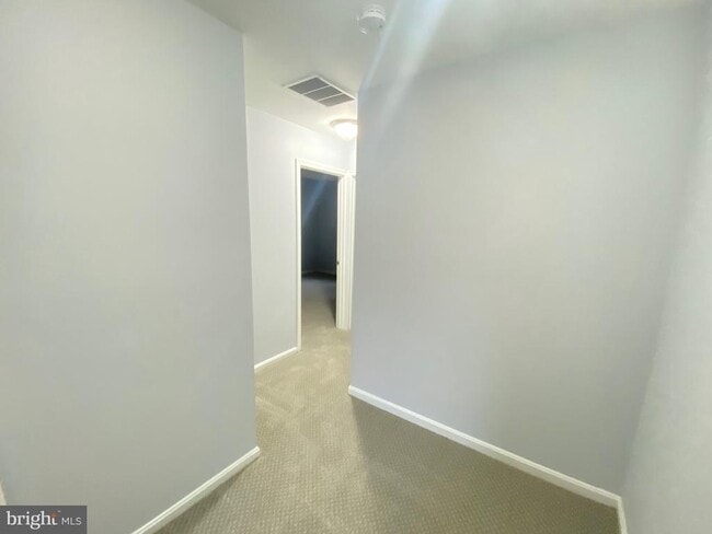 Building Photo - 9244 Sprucewood Rd