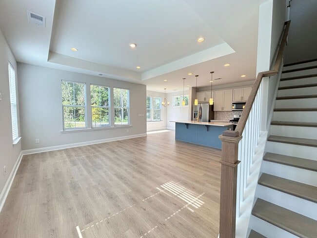 Building Photo - Available now. Beautiful 3 BR/2.5 BA New C...