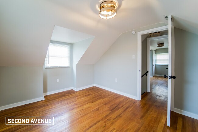Building Photo - 128 Bellwood Dr