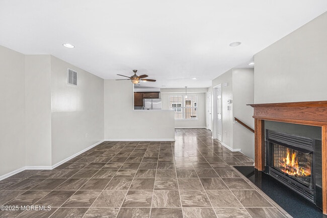 Building Photo - 40 Rojewski Way