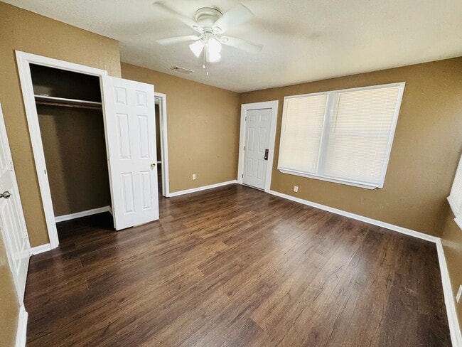 Building Photo - 4035 Clayton Dr