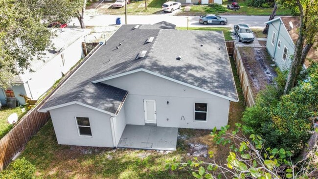 Building Photo - 8014 N 13th St