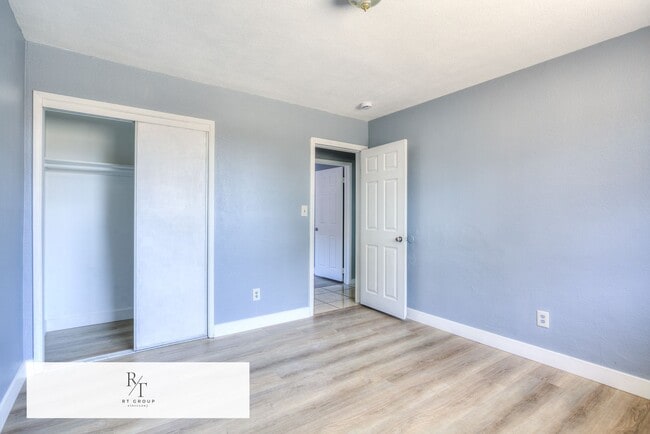 Building Photo - Spacious 4-Bedroom Home on Nearly 1 Acre –...