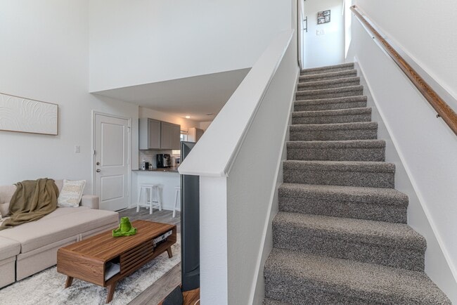 Building Photo - 16755 N Marie Vlg Dr