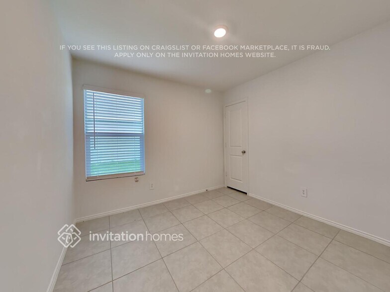 Building Photo - 3032 Wallace Wls Ct