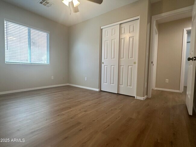 Building Photo - 25211 W Lamont Ave