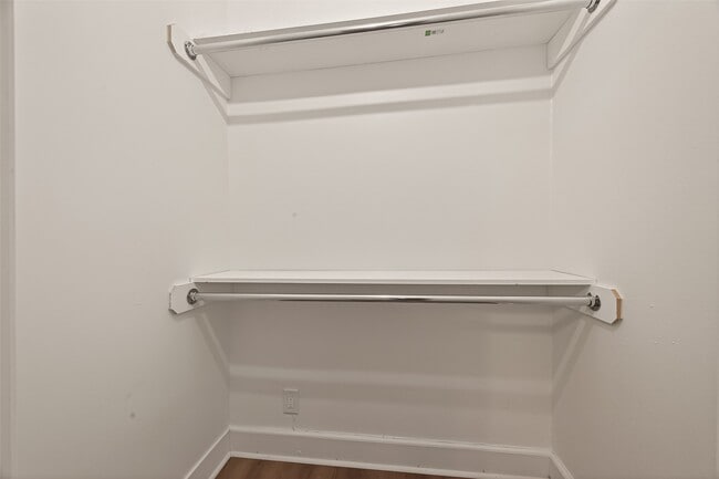 Building Photo - 5503 Jason St